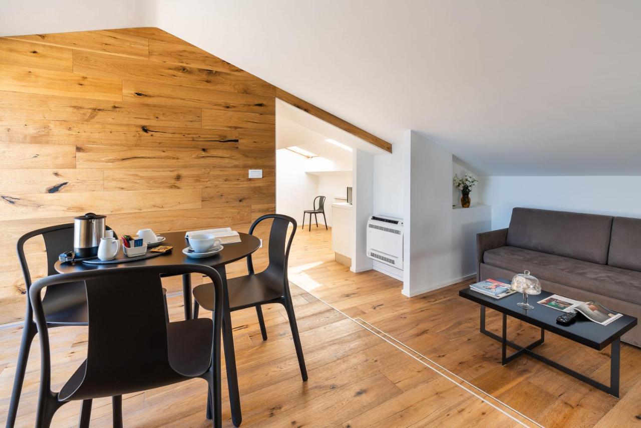 Re Dionisio Luxury Suites Syracuse Bagian luar foto