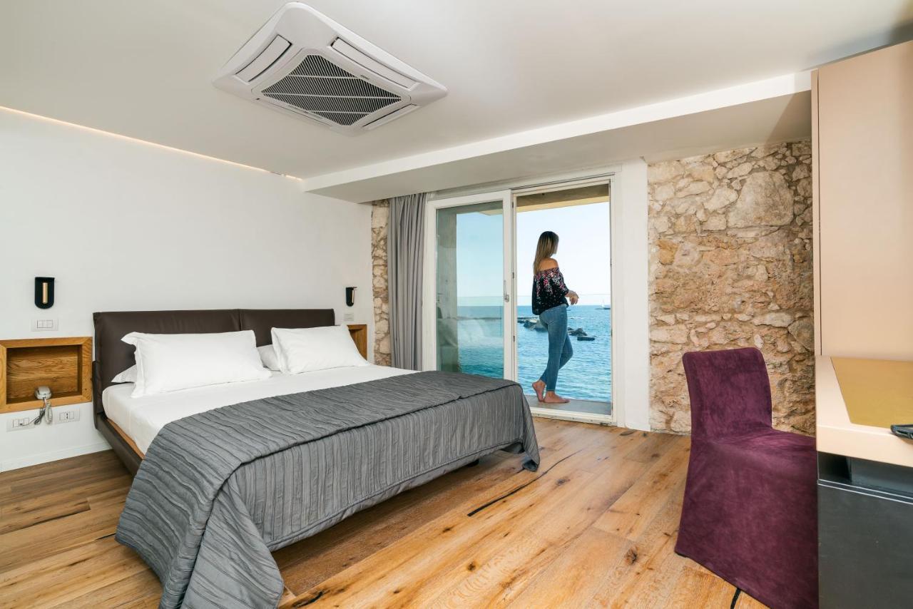 Re Dionisio Luxury Suites Syracuse Bagian luar foto