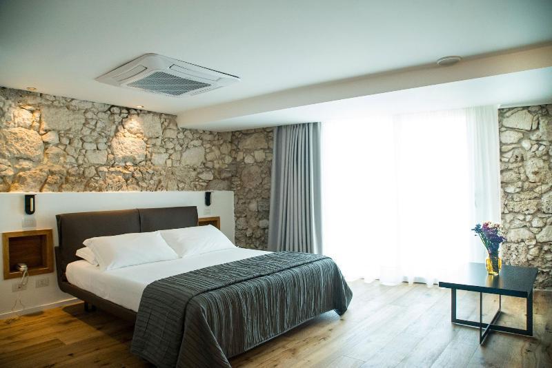 Re Dionisio Luxury Suites Syracuse Bagian luar foto